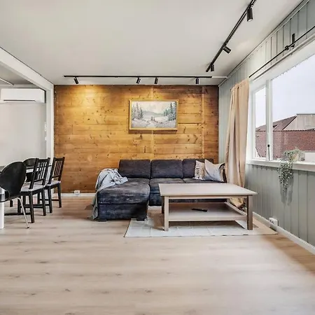 Dinbnb Homes I 4-bedroom Historical House In Romantic Surroundings Holiday home *