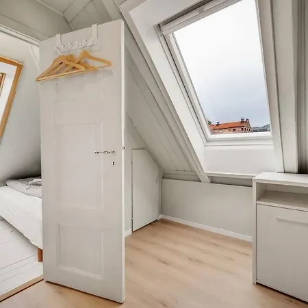 Dinbnb Homes I 4-bedroom Historical House In Romantic Surroundings Holiday home